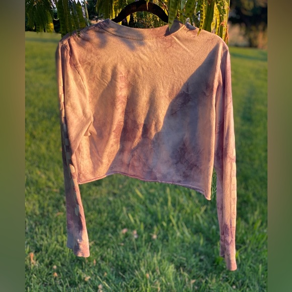 Purple VANS tie dye shirt - Picture 2 of 3